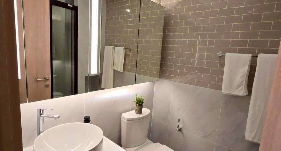 For rent 1 bed condo in Ratchathewi, Bangkok