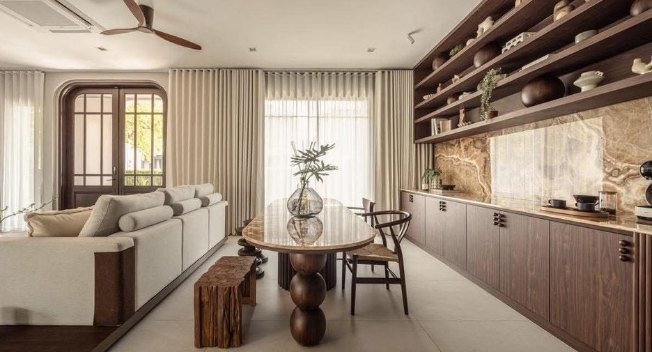For sale and for rent 3 bedrooms house in Lat Krabang, Bangkok