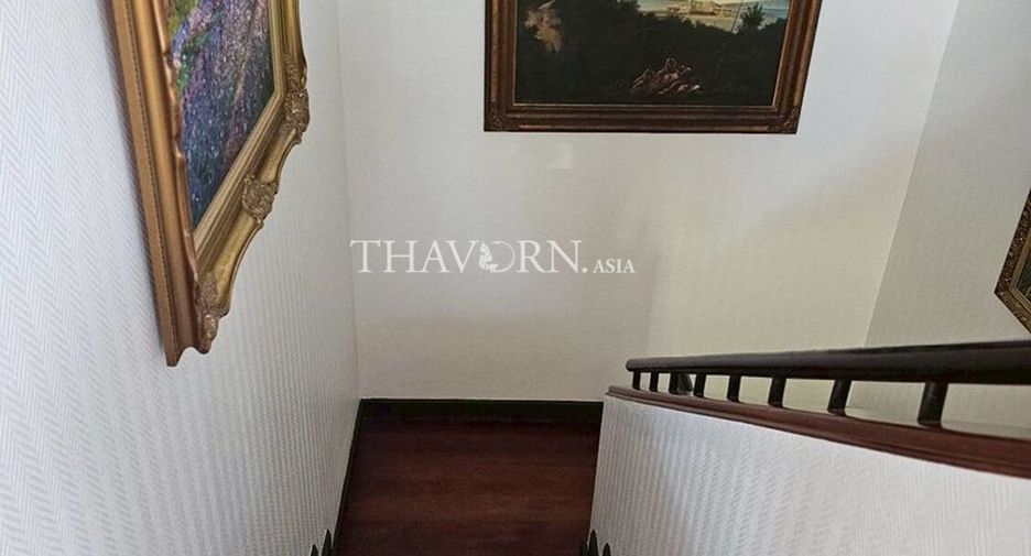 For sale 3 bedrooms condo in North Pattaya, Pattaya