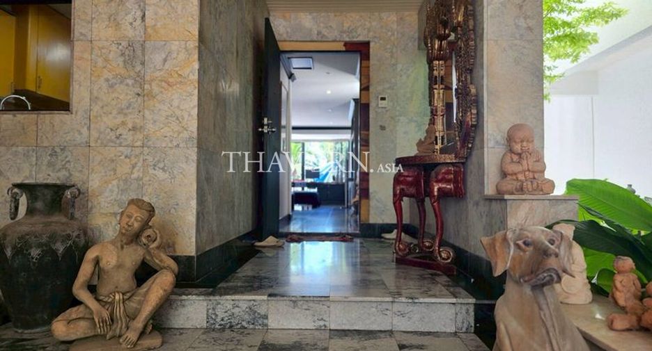 For sale 3 bedrooms condo in North Pattaya, Pattaya