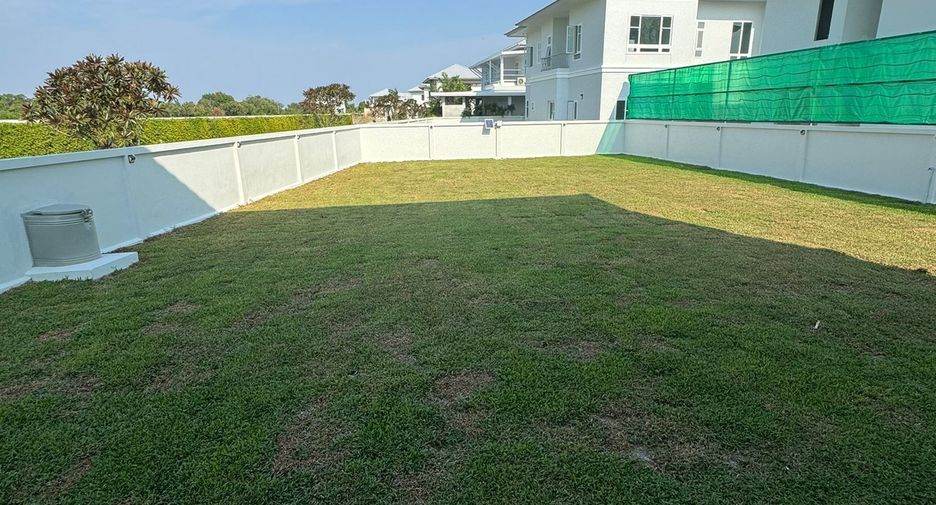 For sale 5 bedrooms house in Bang Khun Thian, Bangkok