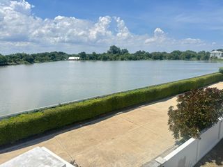 For sale 5 bedrooms house in Bang Khun Thian, Bangkok