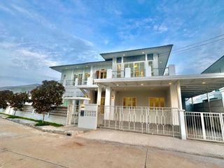 For sale 5 bedrooms house in Bang Khun Thian, Bangkok