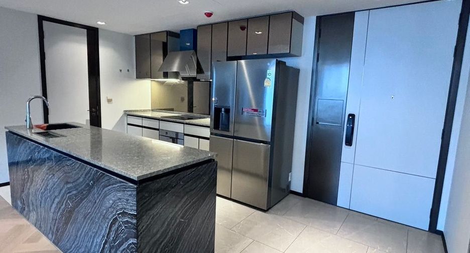 Wohnung zur Miete mit 3 Zimmer in Watthana, Bangkok