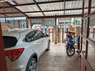 For sale 4 bedrooms townhouse in Lat Phrao, Bangkok