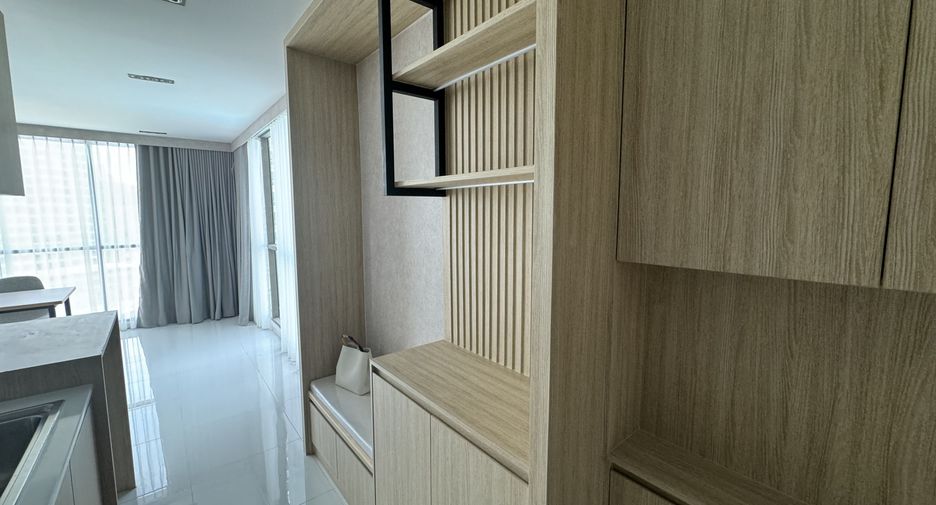 For sale 1 bed condo in Pratumnak, Pattaya
