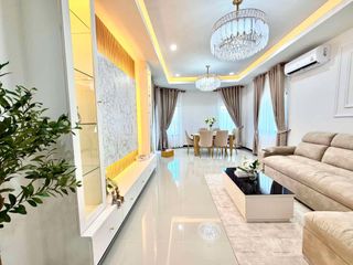 For sale 3 ベッドルーム townhouse in Bang Lamung, Chonburi