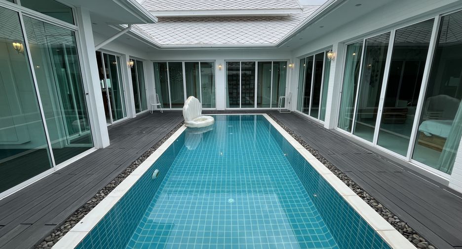 For rent 3 bedrooms villa in Hua Hin, Prachuap Khiri Khan