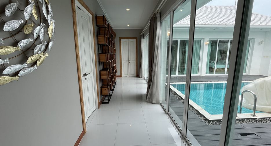 For rent 3 bedrooms villa in Hua Hin, Prachuap Khiri Khan
