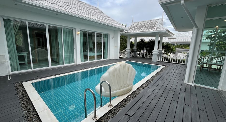 For rent 3 bedrooms villa in Hua Hin, Prachuap Khiri Khan