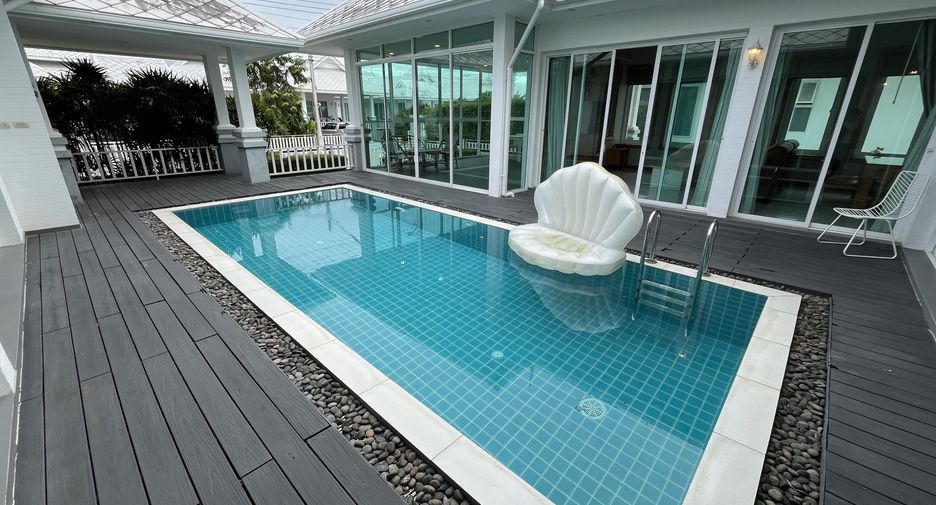 For rent 3 bedrooms villa in Hua Hin, Prachuap Khiri Khan
