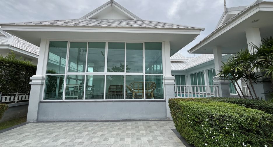 For rent 3 bedrooms villa in Hua Hin, Prachuap Khiri Khan