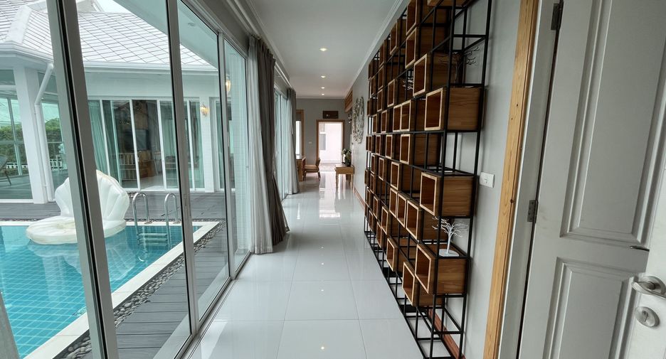 For rent 3 bedrooms villa in Hua Hin, Prachuap Khiri Khan
