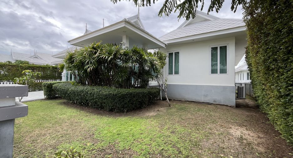 For rent 3 bedrooms villa in Hua Hin, Prachuap Khiri Khan