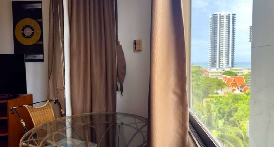 For sale studio condo in Pratumnak, Pattaya