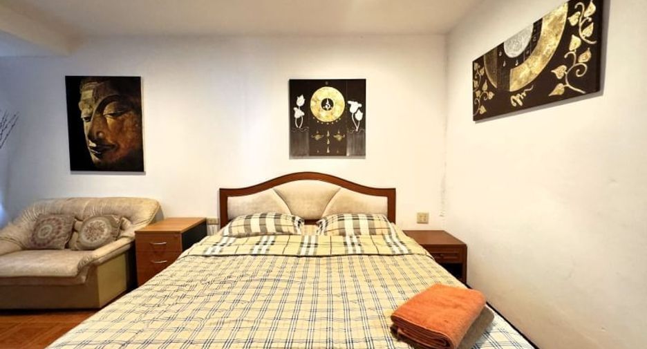 For sale studio condo in Pratumnak, Pattaya