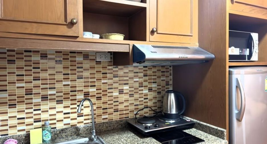For sale studio condo in Pratumnak, Pattaya