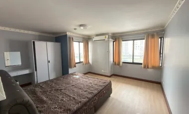 For sale 2 bedrooms condo in Bang Phlat, Bangkok