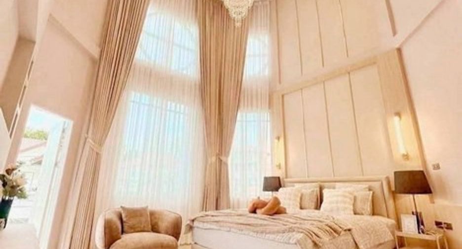 For sale 4 bedrooms house in Bang Lamung, Chonburi