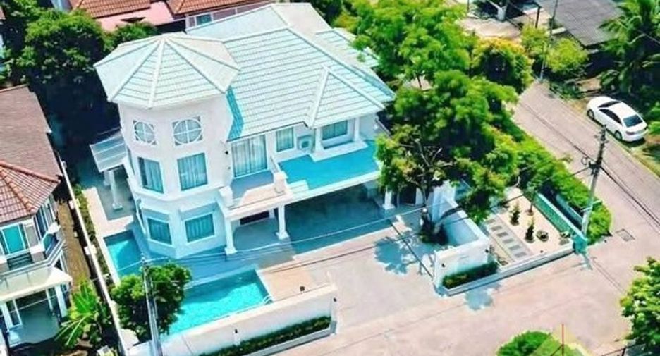For sale 4 bedrooms house in Bang Lamung, Chonburi