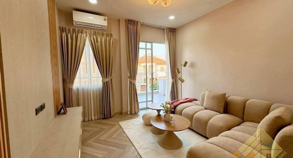For sale 4 bedrooms house in Bang Lamung, Chonburi