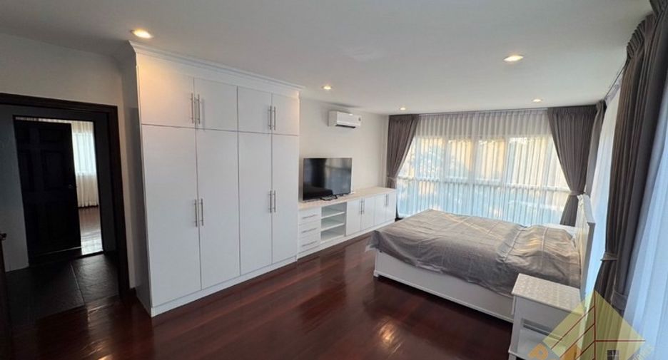 For rent and for sale 5 bedrooms house in East Pattaya, Pattaya