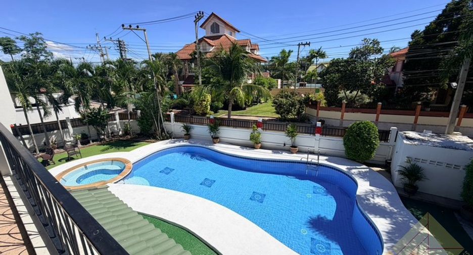 For rent 6 bedrooms house in Bang Lamung, Chonburi