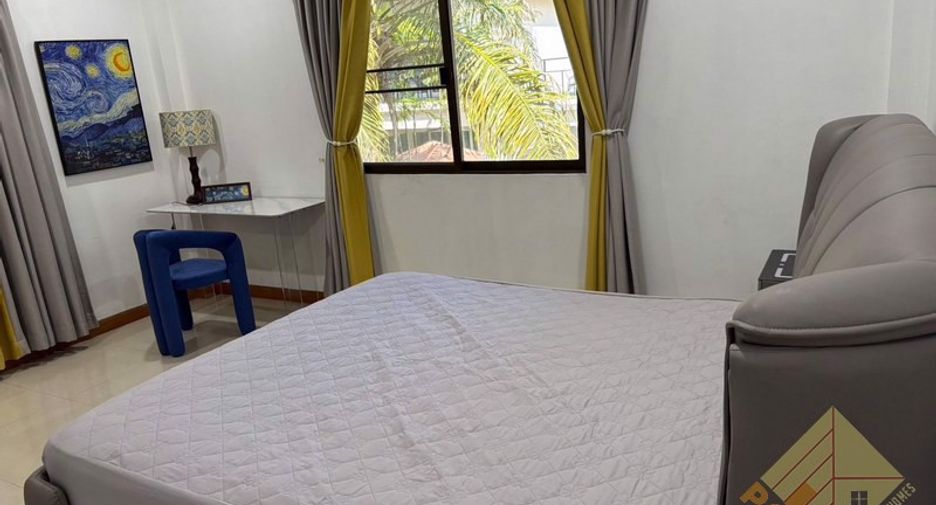 For rent 6 bedrooms house in Bang Lamung, Chonburi