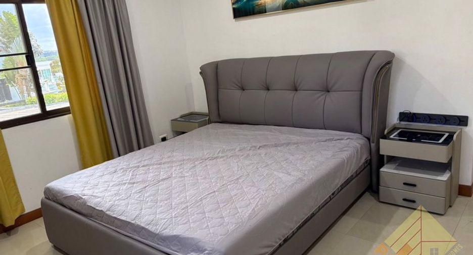 For rent 6 bedrooms house in Bang Lamung, Chonburi