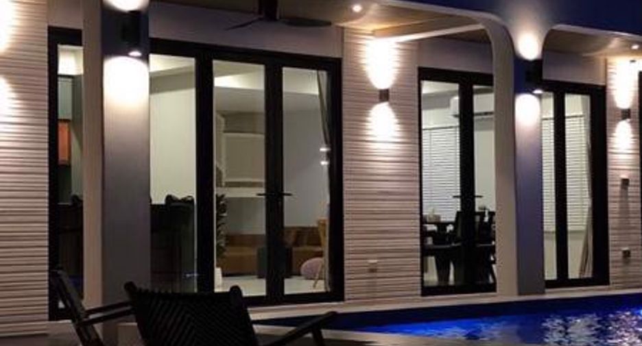 For rent 4 bedrooms house in Huay Yai, Pattaya
