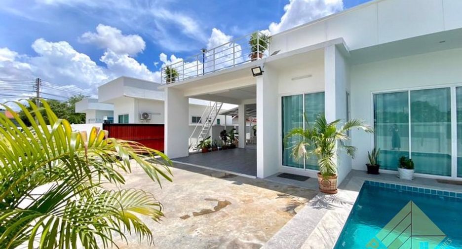 For rent and for sale 3 bedrooms house in Bang Lamung, Chonburi