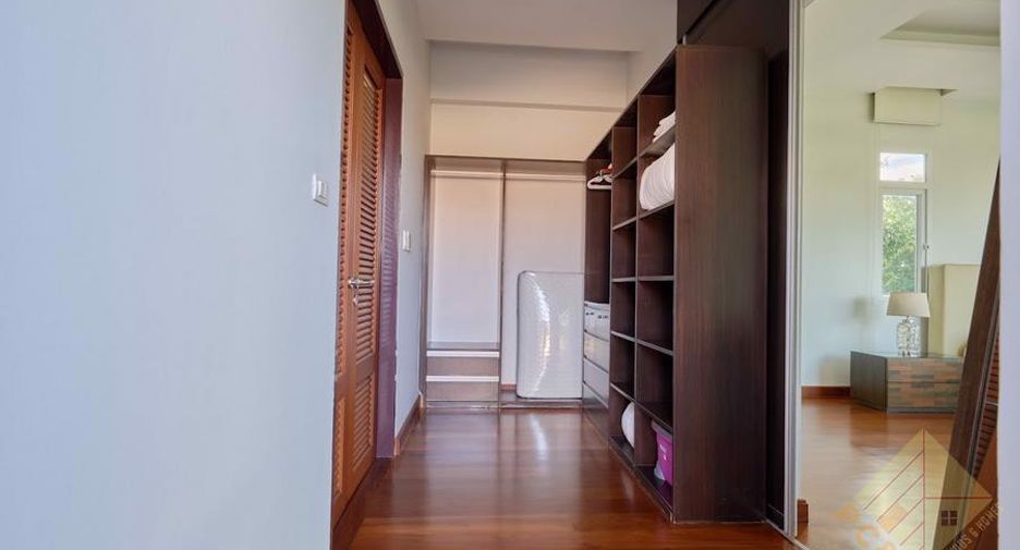 出售 和 出租 3 卧室 独立屋 在 Sattahip, Chon Buri
