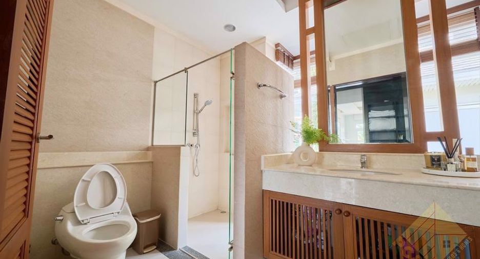 出售 和 出租 3 卧室 独立屋 在 Sattahip, Chon Buri