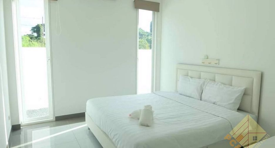 À vendre et à louer 4 chambres maison à Sattahip, Chonburi