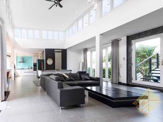 For sale and for rent 4 bedrooms house in Bang Saray, Pattaya