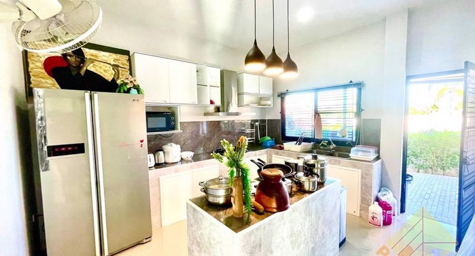 For rent 4 bedrooms house in Bang Lamung, Chonburi