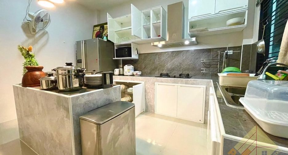 For rent 4 bedrooms house in Bang Lamung, Chonburi