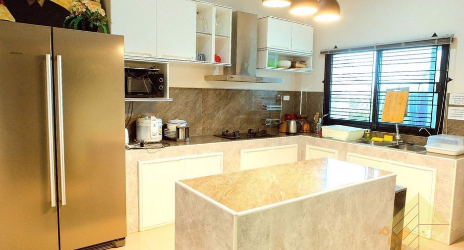 For rent 4 bedrooms house in Bang Lamung, Chonburi
