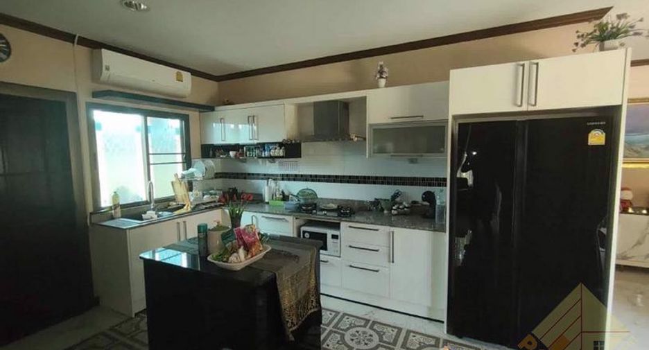 Casa en venta de 3 habitaciones en Sattahip, Chonburi