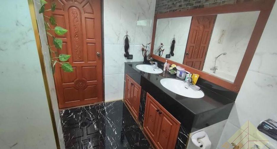 Casa en venta de 3 habitaciones en Sattahip, Chonburi