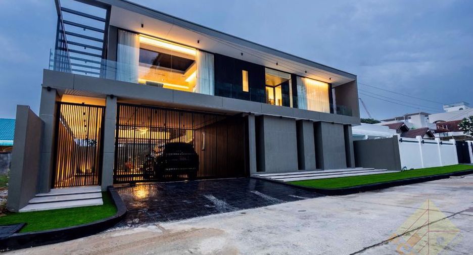 For rent 5 bedrooms house in Jomtien, Pattaya