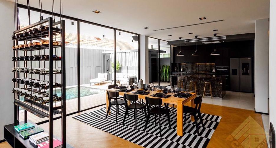 For rent 5 bedrooms house in Jomtien, Pattaya