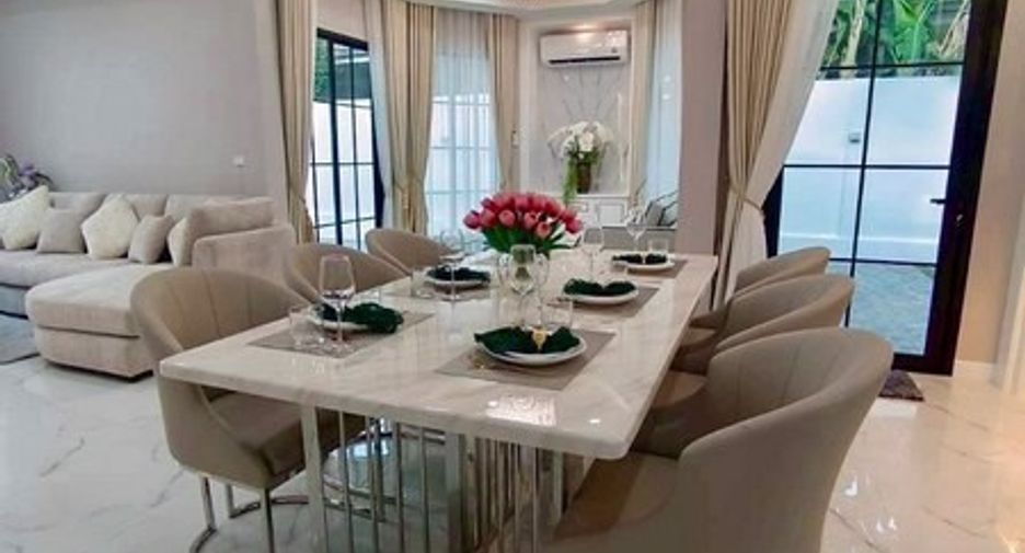 À vendre 4 chambres maison à East Pattaya, Pattaya