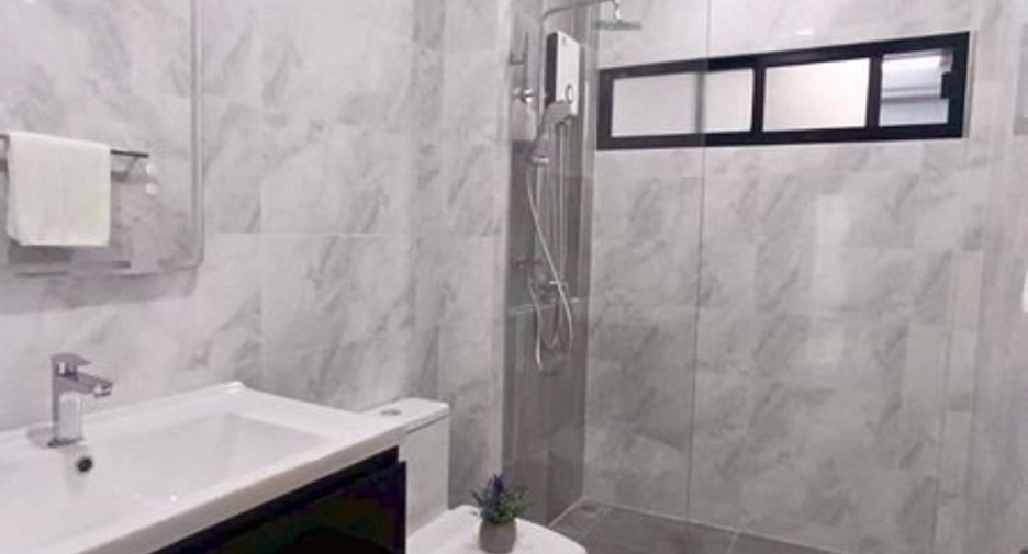 À vendre 4 chambres maison à East Pattaya, Pattaya
