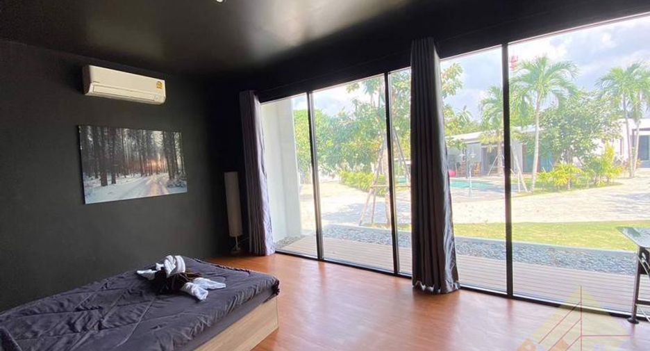 For sale 5 ベッドルーム condo in East Pattaya, Pattaya