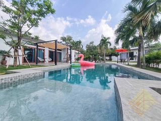 For sale 5 ベッドルーム condo in Bang Lamung, Chonburi