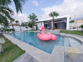 For sale 5 ベッドルーム condo in Bang Lamung, Chonburi