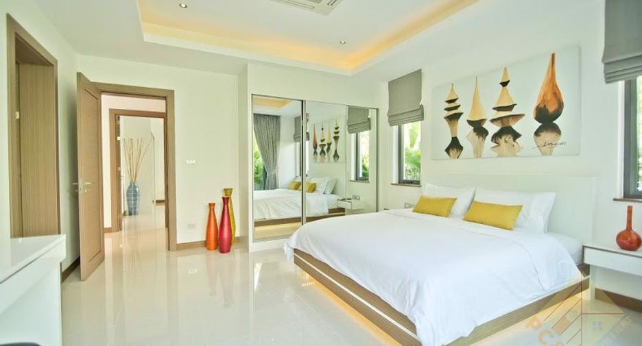For rent and for sale 4 bedrooms house in East Pattaya, Pattaya