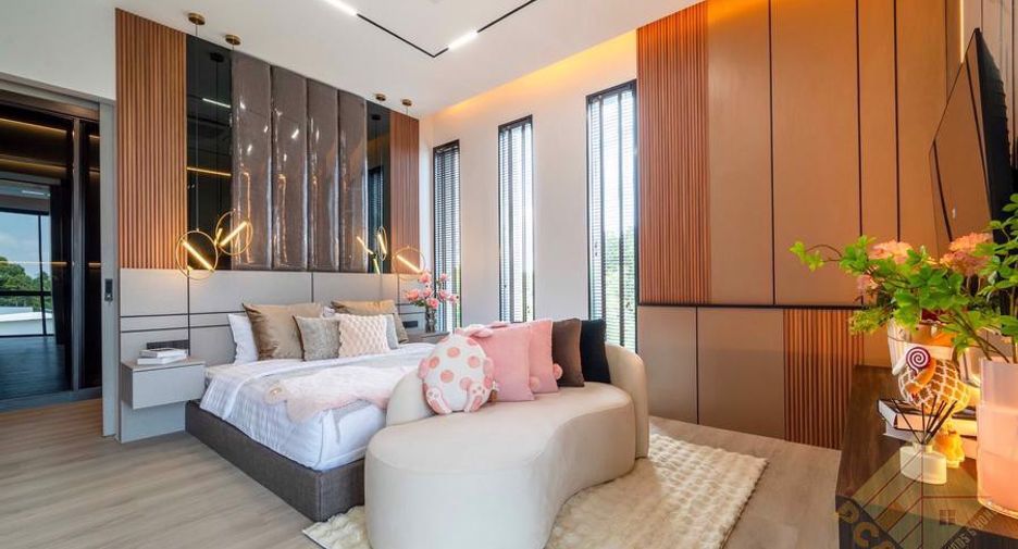 For sale 4 ベッドルーム house in East Pattaya, Pattaya