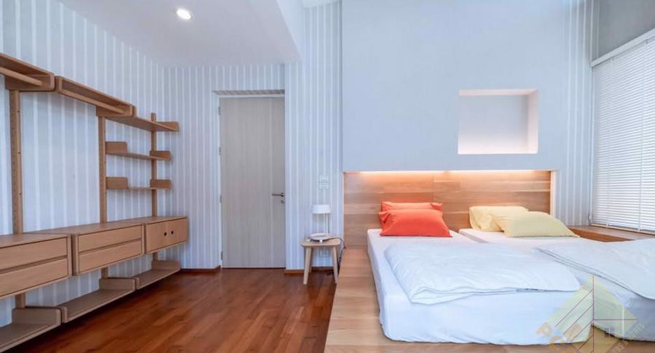 For sale 3 bedrooms house in Sattahip, Chonburi